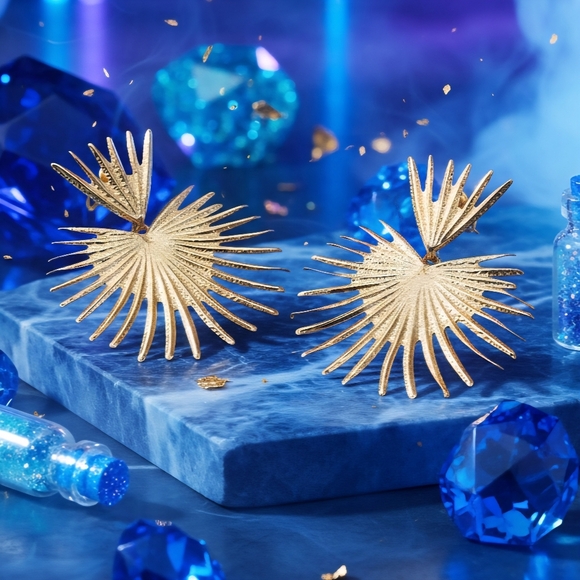 🆕️Golden Sunburst Boho Spikes Heart Trendy Statement Earrings - Bold & Chic ☀️ - Picture 6 of 11